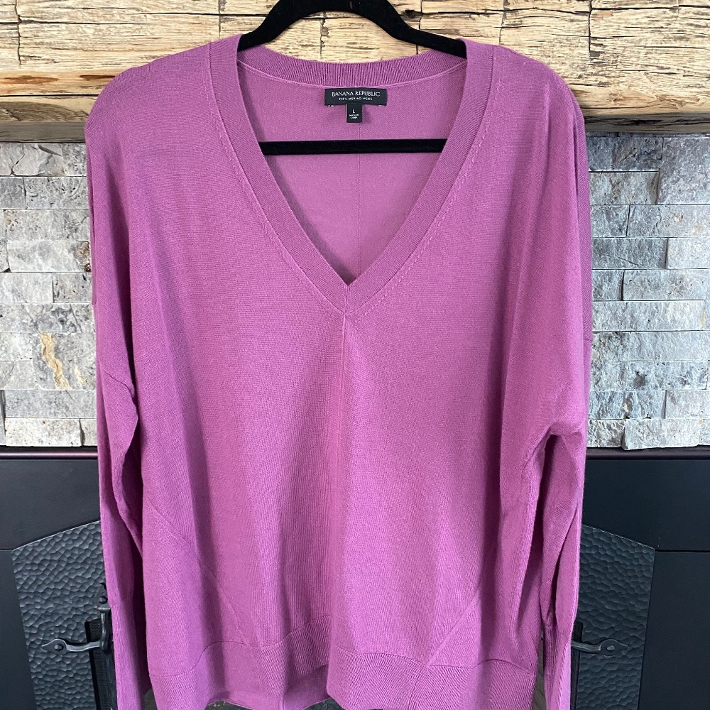 Banana Republic 100% Merino Wool Sweater Large Pink